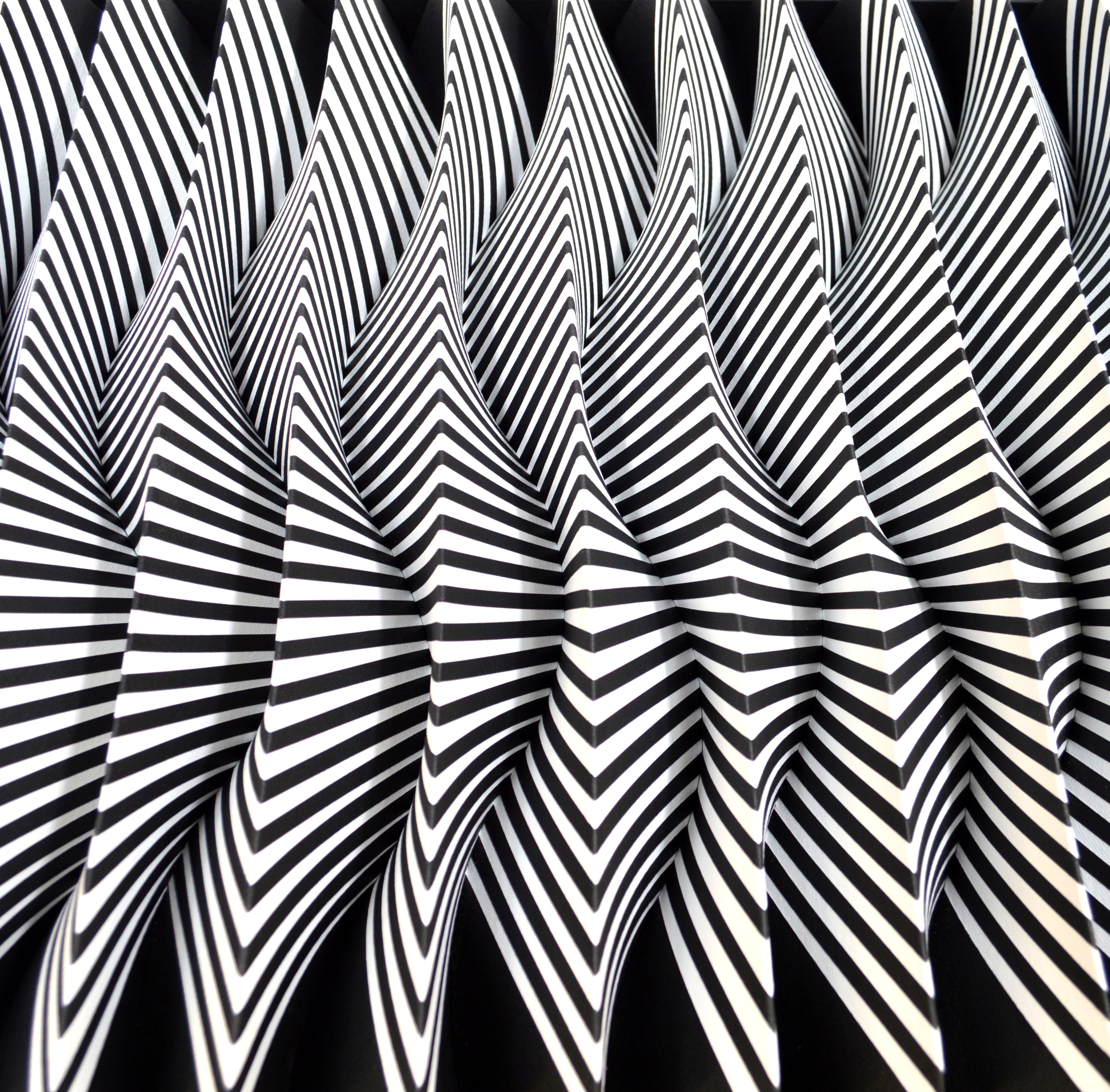 High Contrast 7