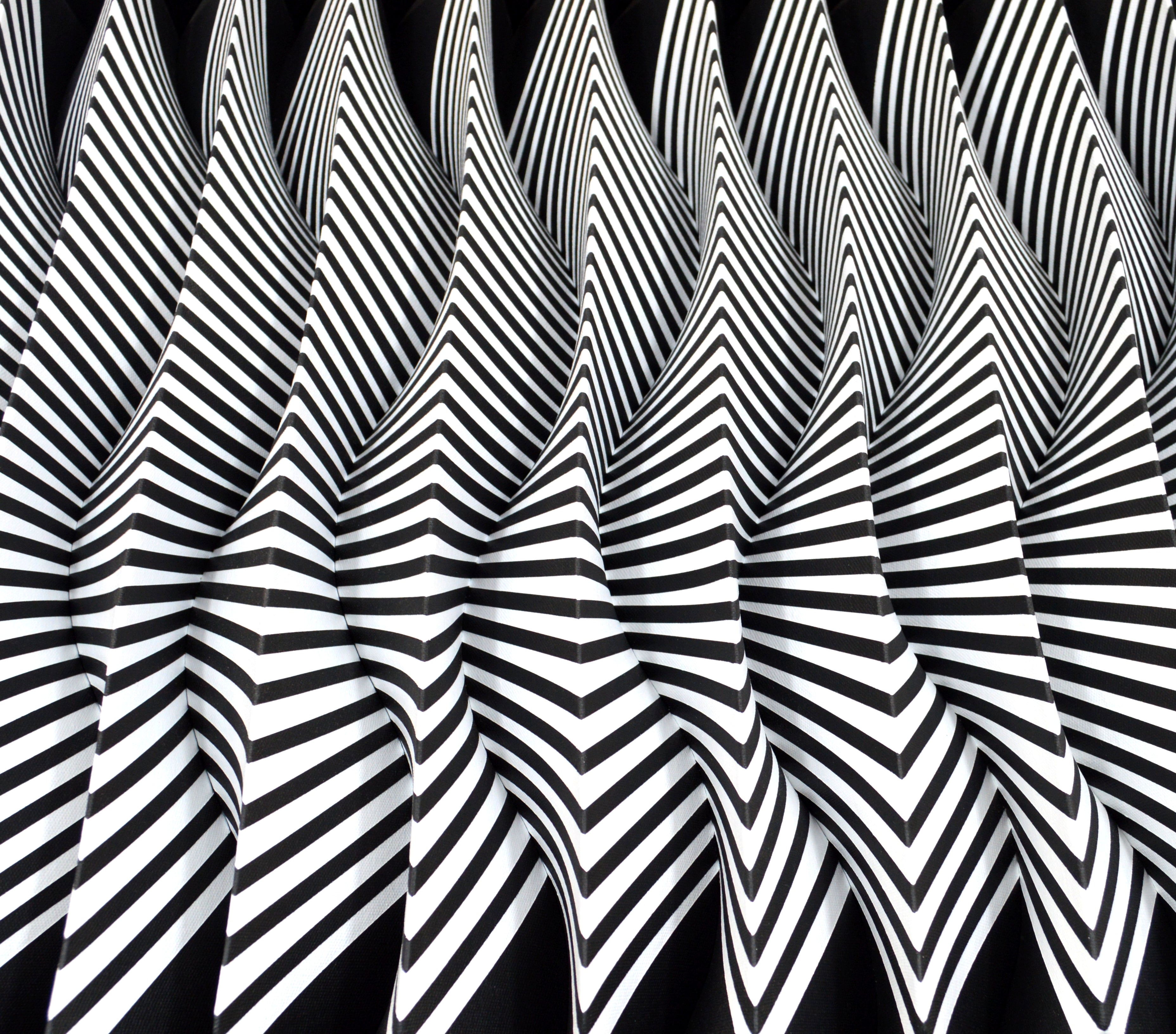 High Contrast 7
